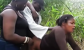 Barrier VAGINA FUCKED BY MALAM IN THE VILLAGE Shrub AND HER SISTER