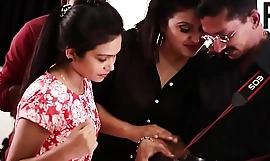 Sona Heiden Photoshoot - Kerala Fashion Coalition 2016 - Producirao Abhildev besplatno porno video